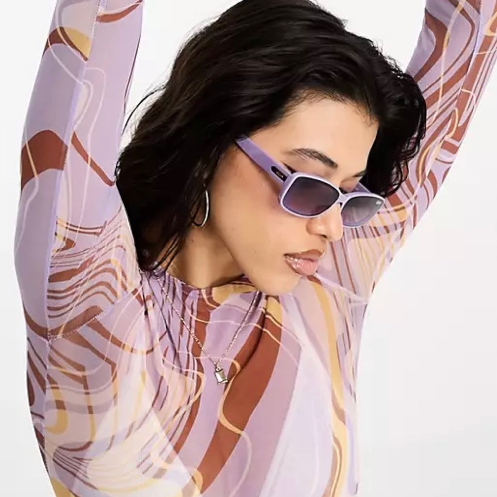 😎SALE😎 QUAY Australia "Vibe Check" Sunglasses - Picture 2 of 6